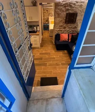 Apartment Stone Near Acropolis & Metro 石头记 Felsenhohle Athens